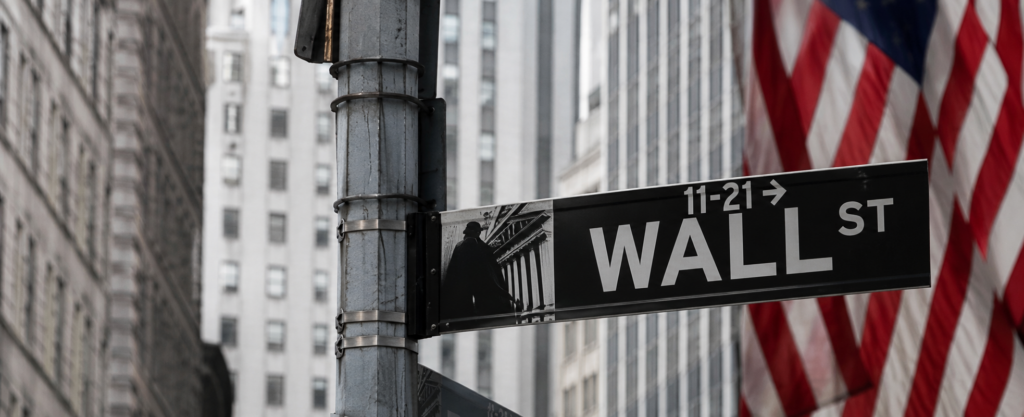 Realty Income, Energy Transfer, JEPQ, and SCHD: A good portfolio for income?
