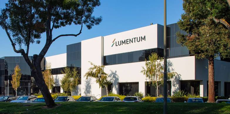 Lumentum Stock Extends Rally to $866 Ahead of Earnings